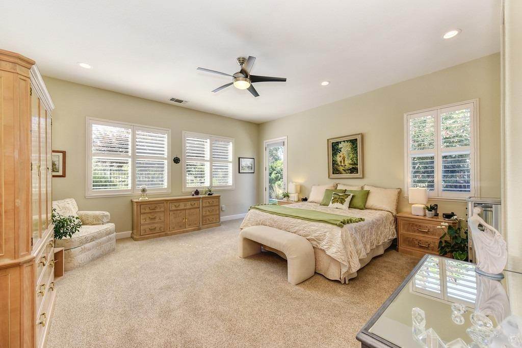36. Single Family Homes for Active at 628 Alpine Hill Court El Dorado Hills, California 95762 United States