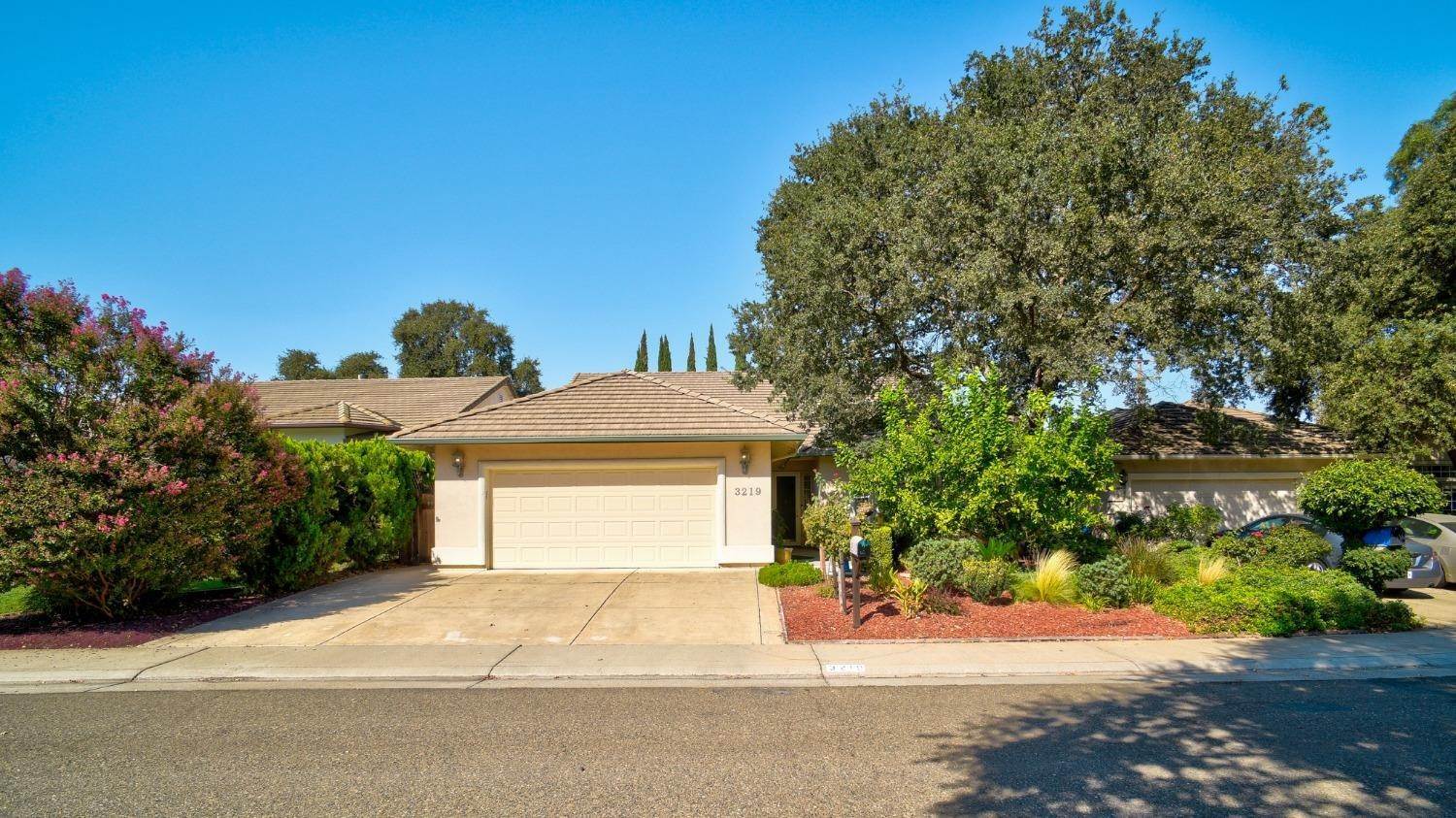 1. Single Family Homes for Active at 3219 Kaiser Court Carmichael, California 95608 United States