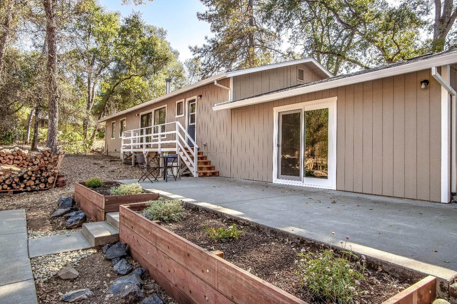 37. Single Family Homes for Active at 4115 Fairhaven Lane Placerville, California 95667 United States