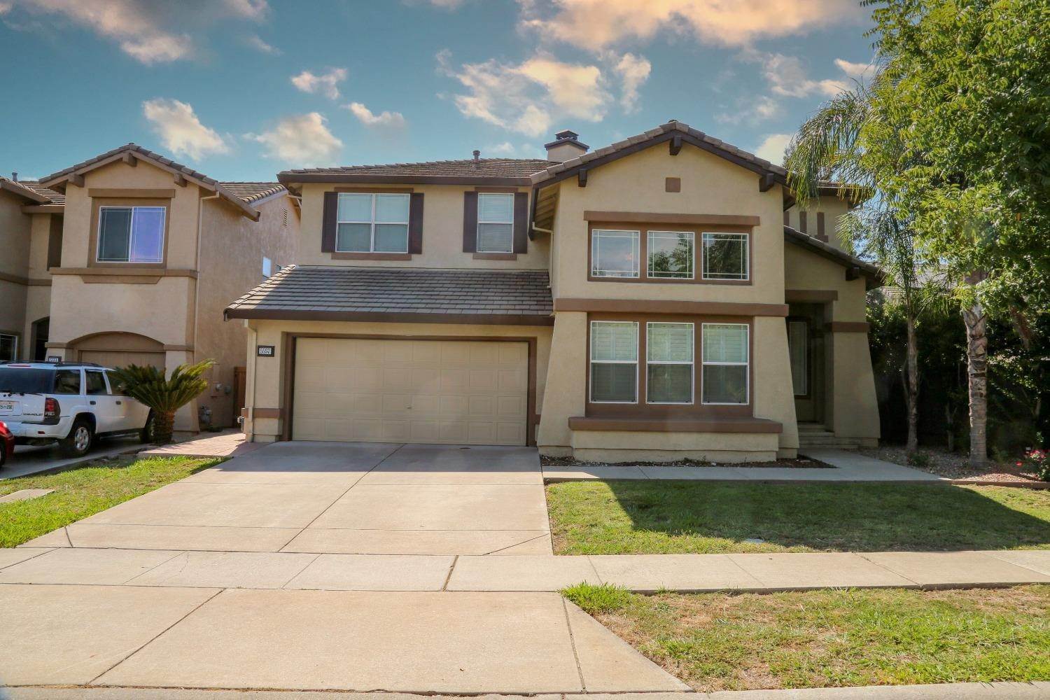 Single Family Homes for Active at 5557 Dunlay Drive Sacramento, California 95835 United States