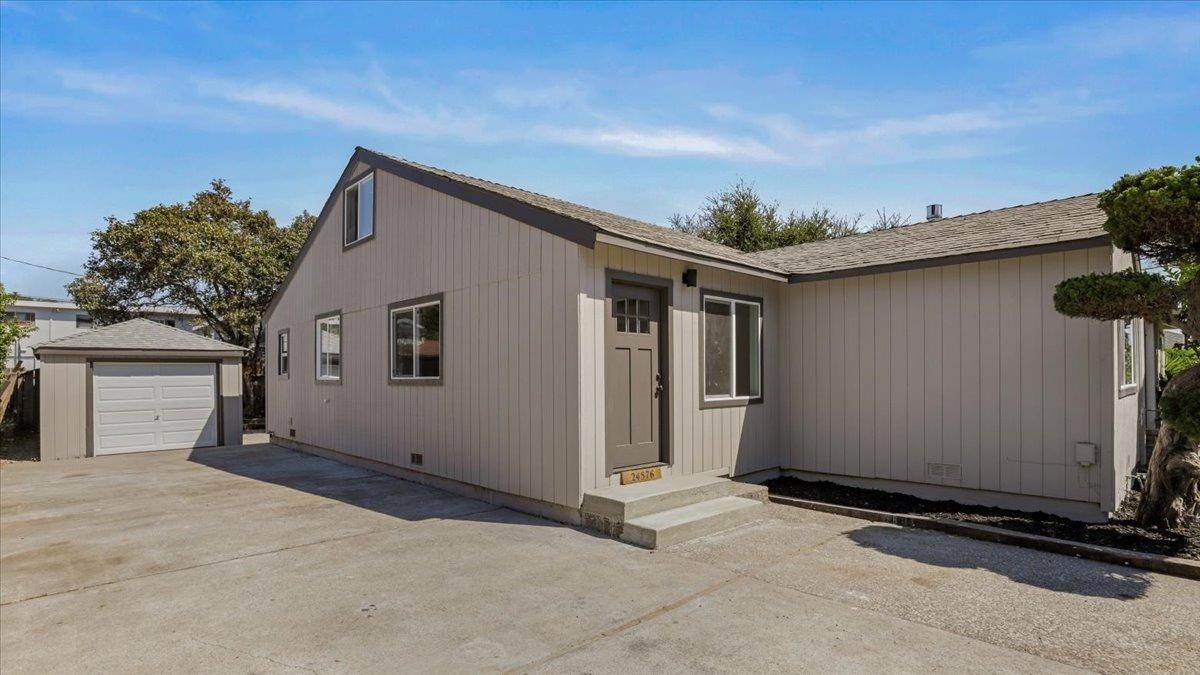 3. Single Family Homes for Active at 24576 ONeil Hayward, California 94544 United States