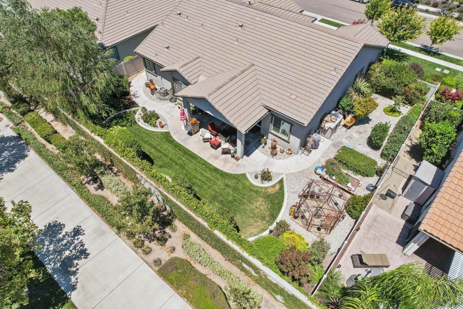 49. Single Family Homes for Active at 1546 Knollwood Street Manteca, California 95336 United States