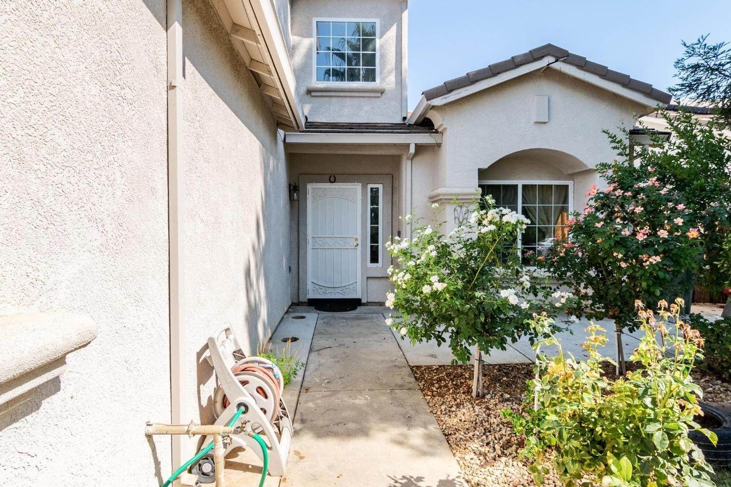 7. Single Family Homes for Active at 685 Blue Oak Yuba City, California 95991 United States