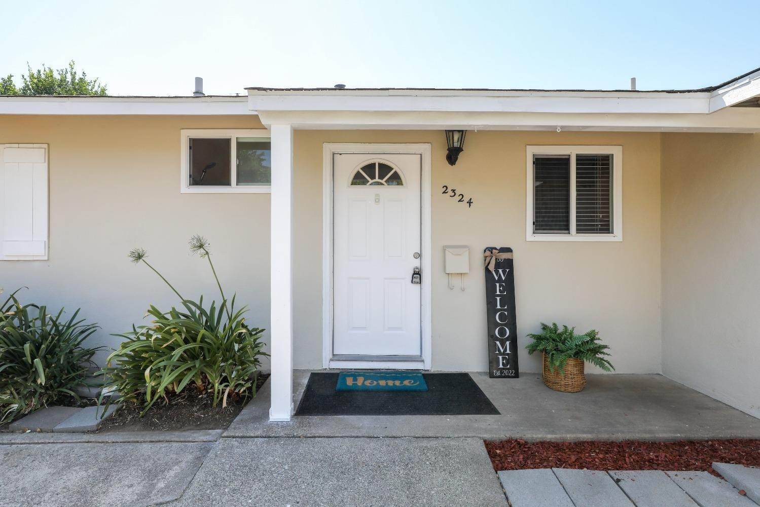 2. Single Family Homes for Active at 2324 Rosado Way Rancho Cordova, California 95670 United States
