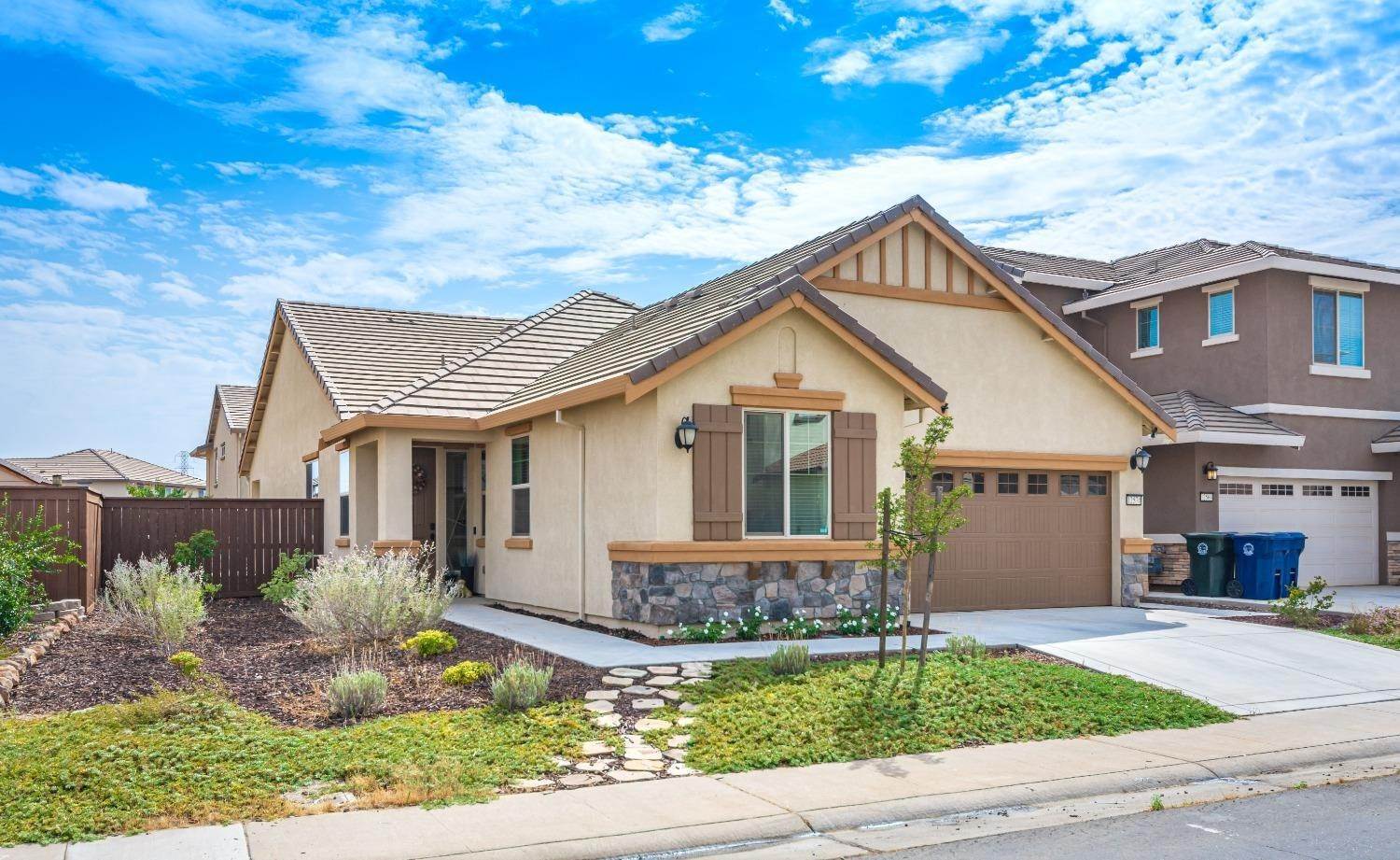 3. Single Family Homes for Active at 12570 Bellmead Way Rancho Cordova, California 95742 United States