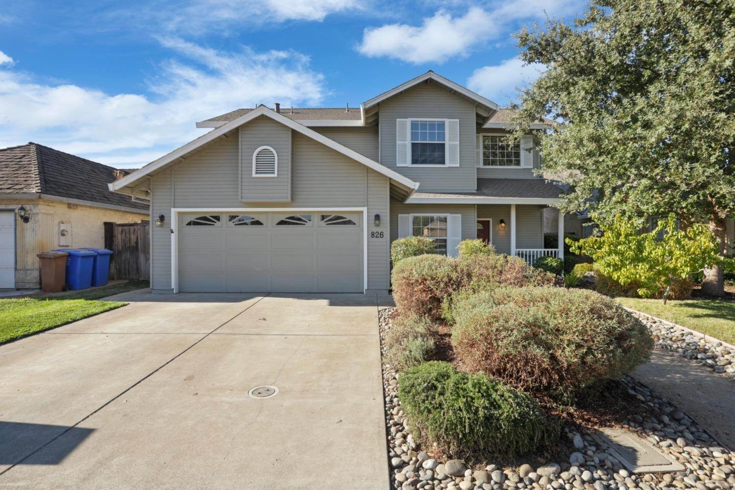3. Single Family Homes for Active at 826 E Augusta Street Woodbridge, California 95258 United States