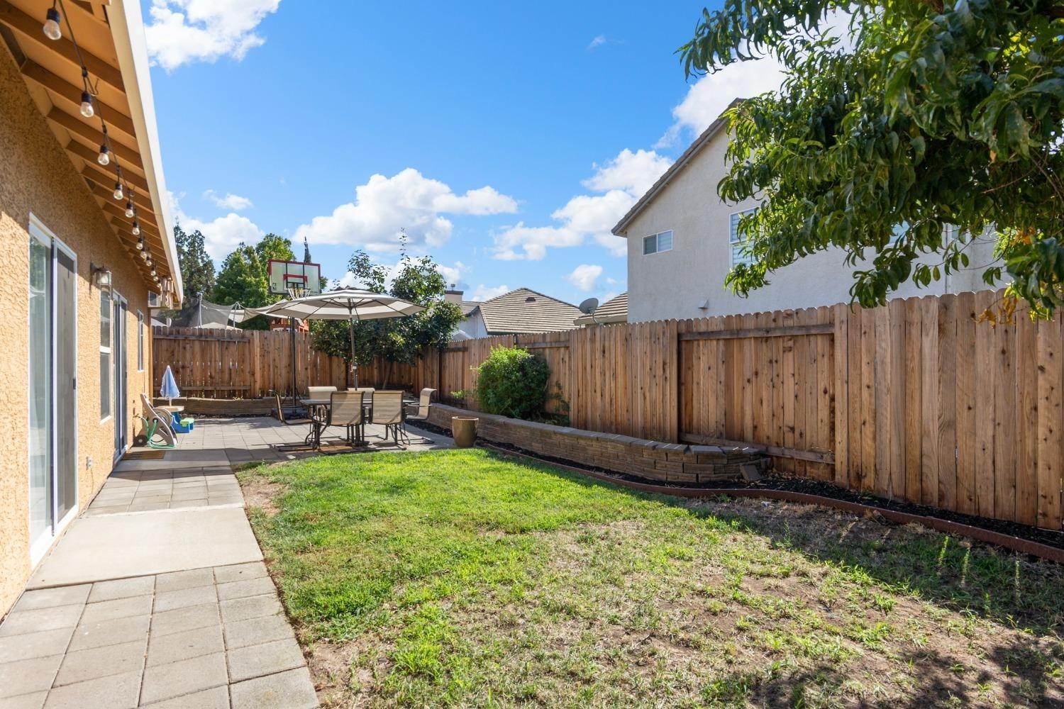 37. Single Family Homes for Active at 1676 Jasmine Way Lincoln, California 95648 United States