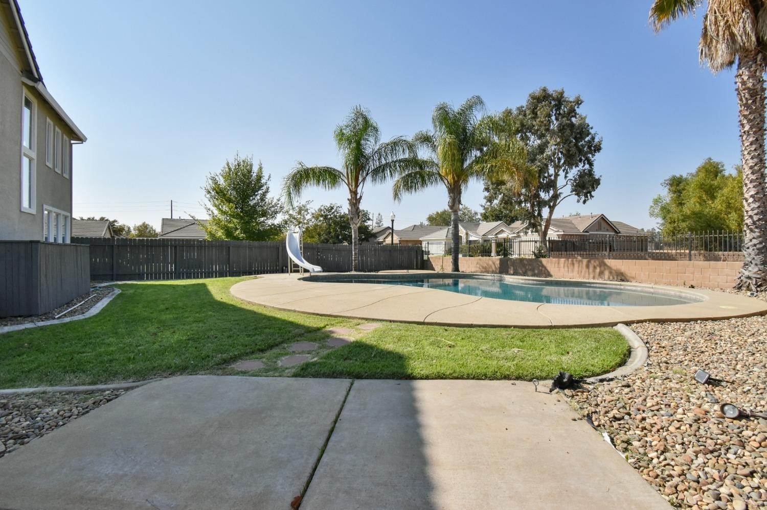 7. Single Family Homes for Active at 3494 Jumilla Way Sacramento, California 95834 United States