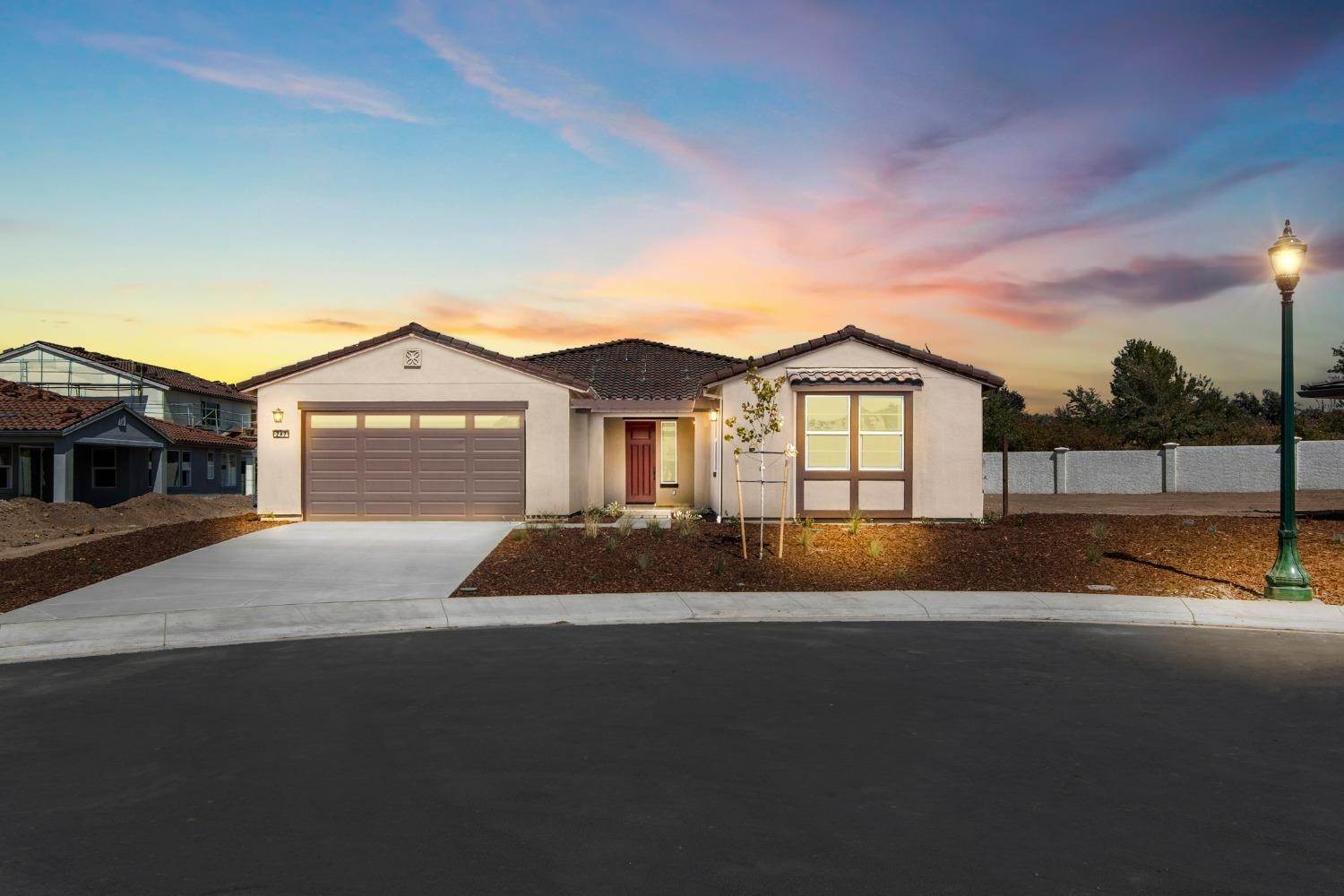Single Family Homes 为 销售 在 237 McKays Point Place West Sacramento, 加利福尼亚州 95605 美国