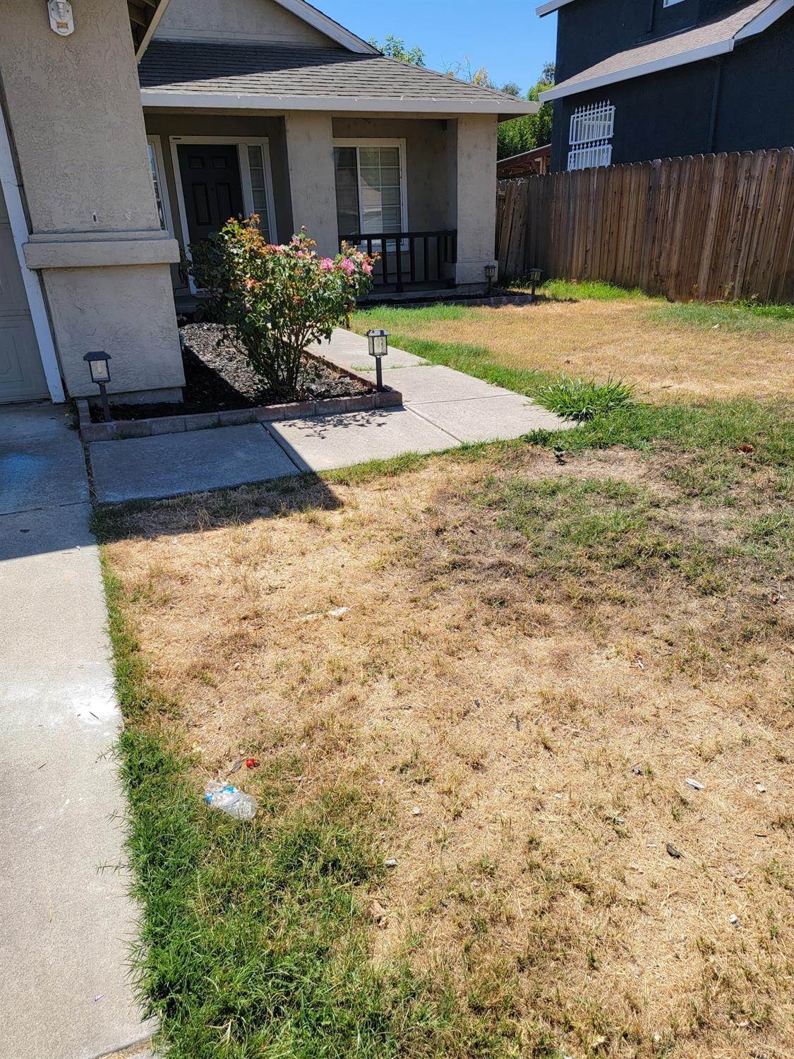 7. Single Family Homes for Active at 2136 Beau Pre Street Stockton, California 95206 United States