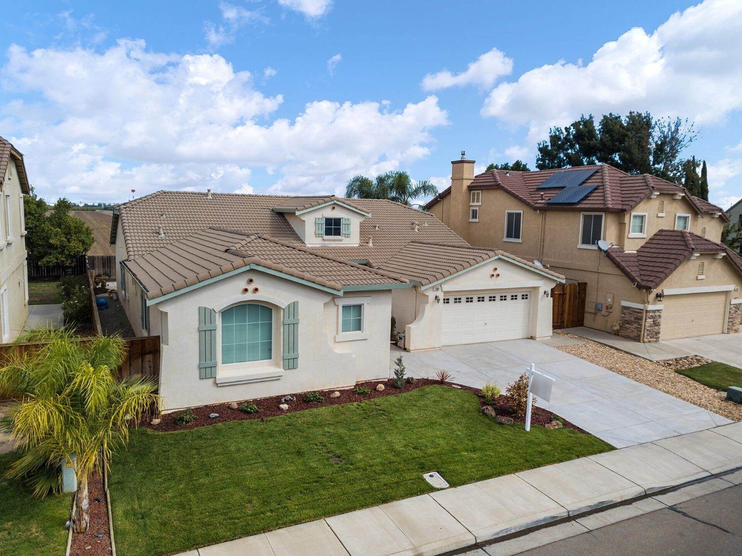 43. Single Family Homes for Active at 1301 Tulloch Drive Tracy, California 95304 United States