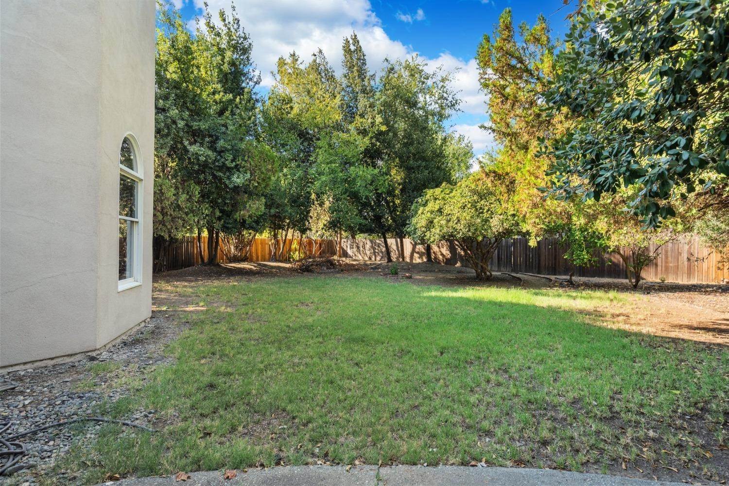 29. Single Family Homes for Active at 1825 Amador Avenue Davis, California 95616 United States