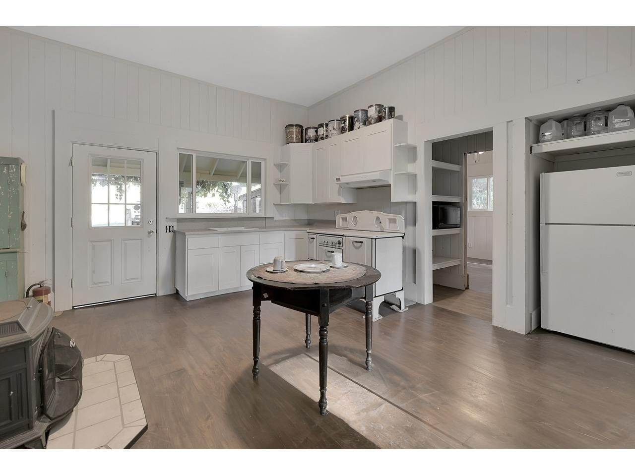 19. Single Family Homes for Active at 14968 Tyler Foote Road Nevada City, California 95959 United States