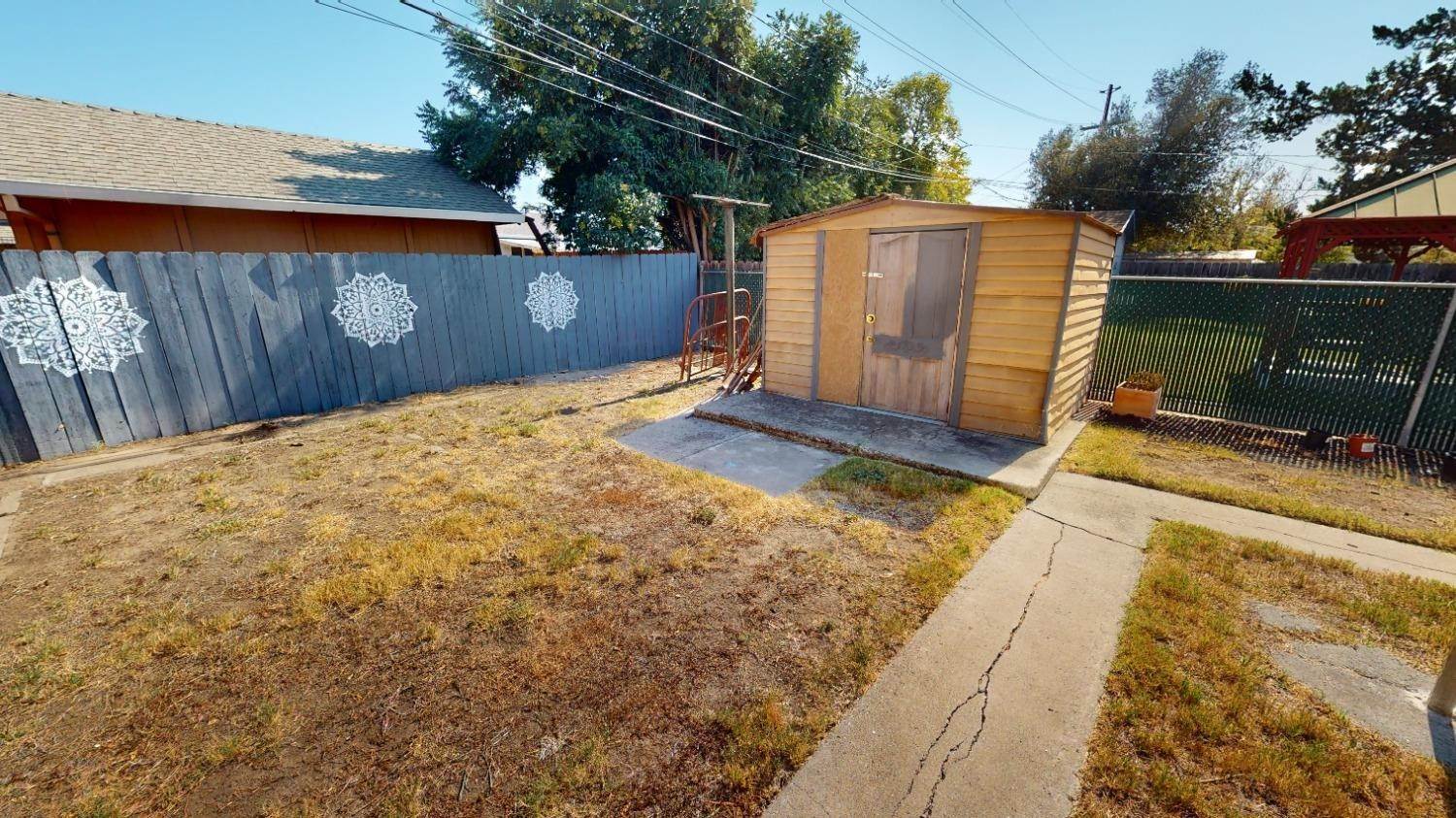 32. Single Family Homes for Active at 3540 Coronado Avenue Stockton, California 95204 United States