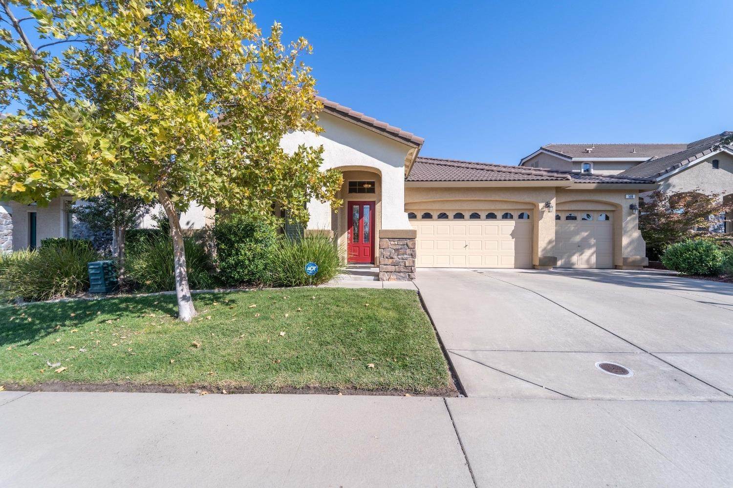 10. Single Family Homes for Active at 508 Quails Nest Court Roseville, California 95747 United States