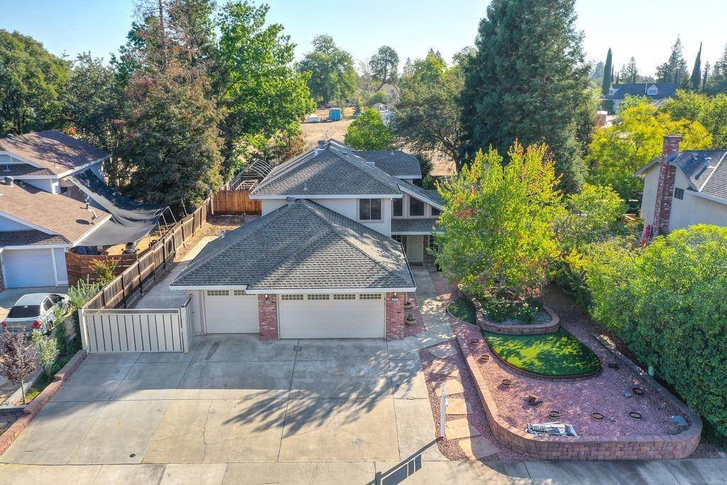 Single Family Homes for Active at 8422 Blossom Hill Court Citrus Heights, California 95610 United States