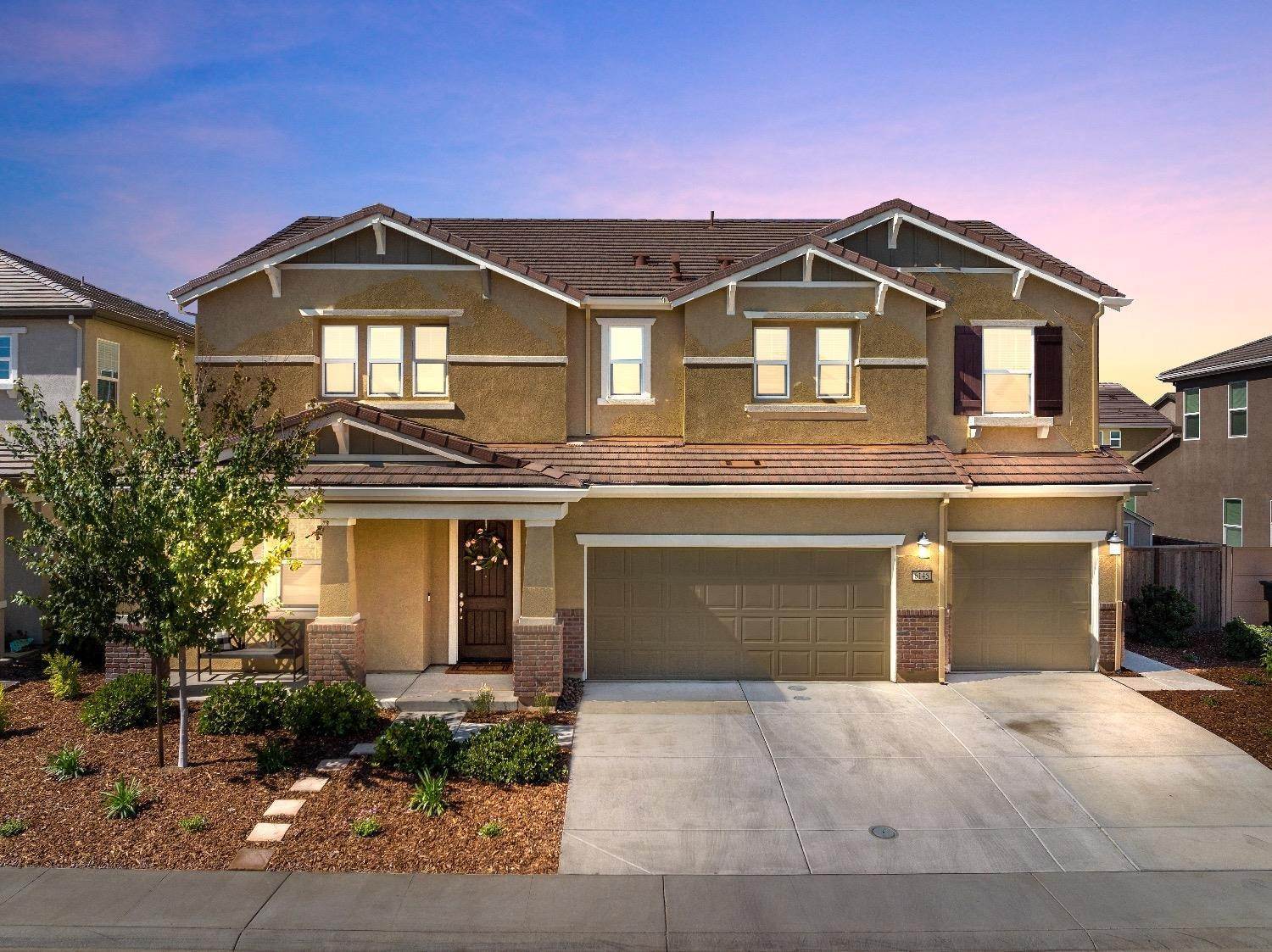 4. Single Family Homes for Active at 6145 Duet Way Roseville, California 95747 United States