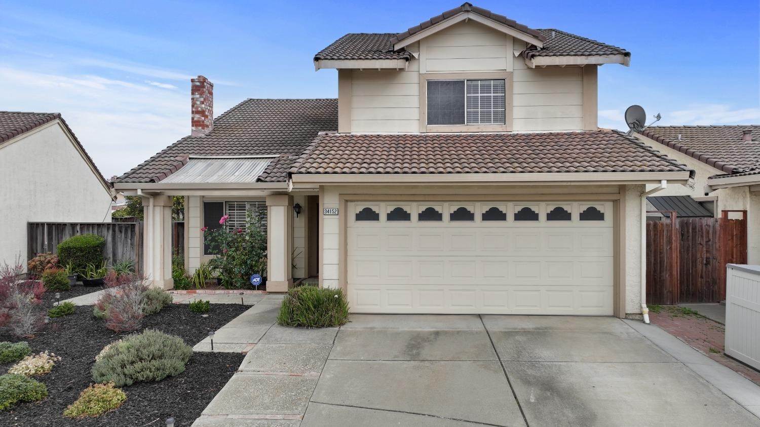 4. Single Family Homes for Active at 34152 Audrey Court Fremont, California 94555 United States