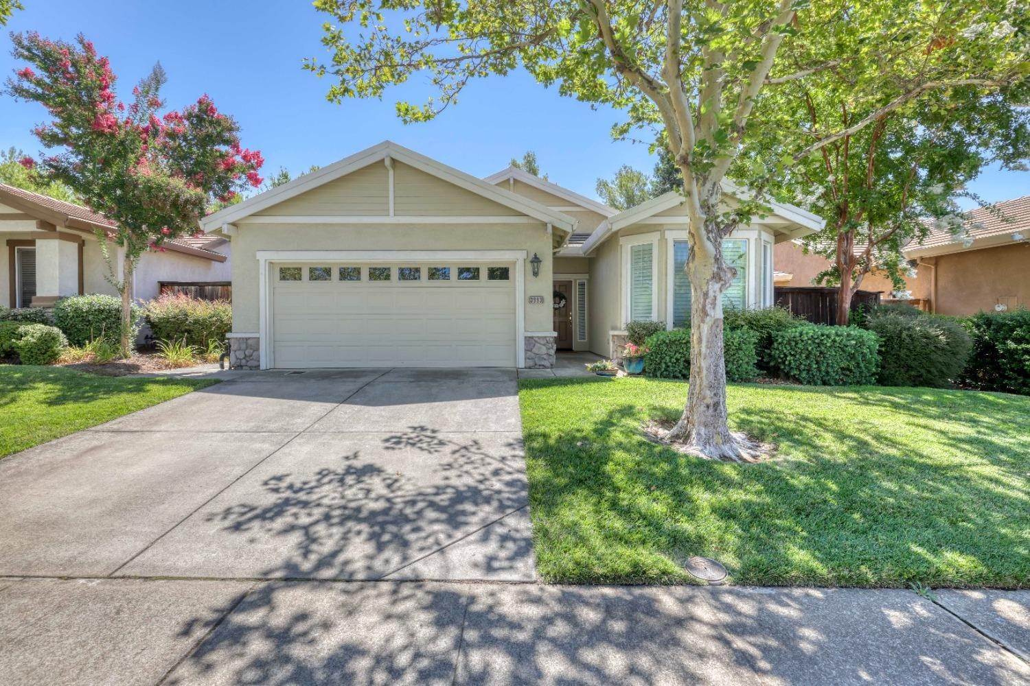 2. Single Family Homes for Active at 3993 Coldwater Drive Rocklin, California 95765 United States