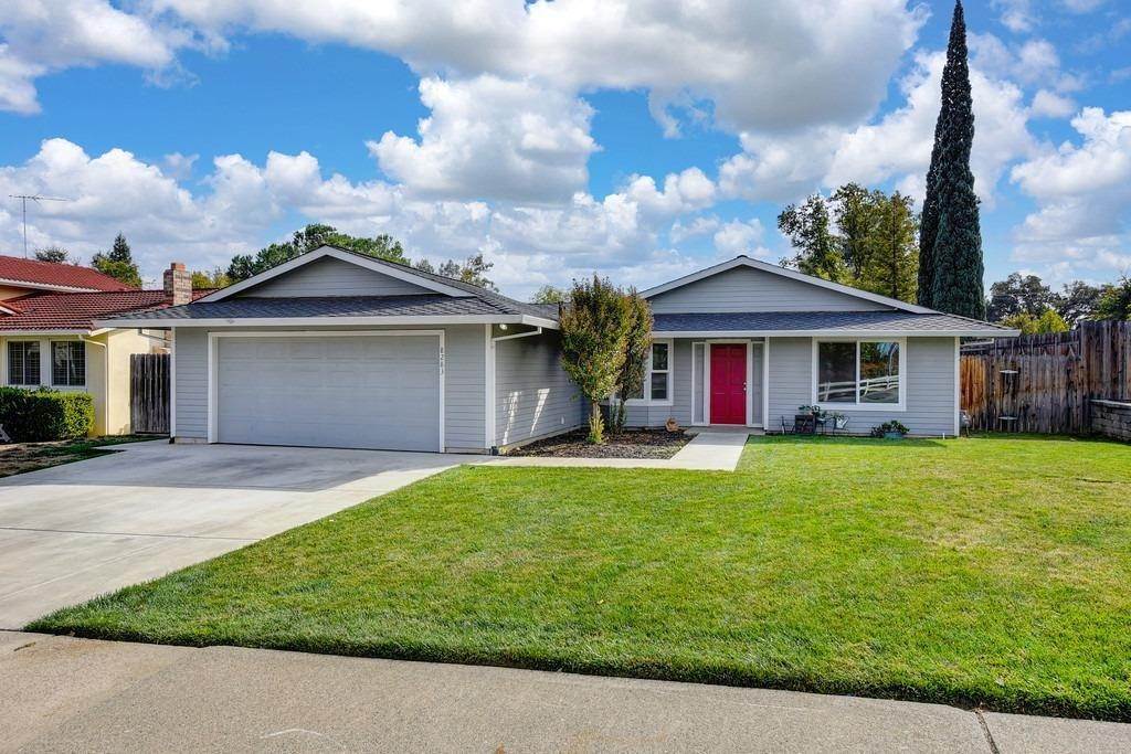 Single Family Homes for Active at 8283 Scarlet Oak Circle Citrus Heights, California 95610 United States