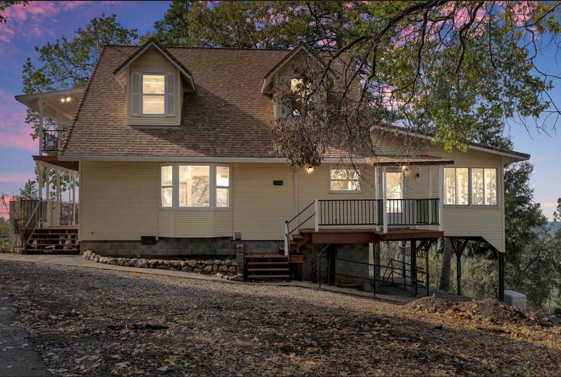 2. Single Family Homes for Active at 4750 Woodland Drive Placerville, California 95667 United States