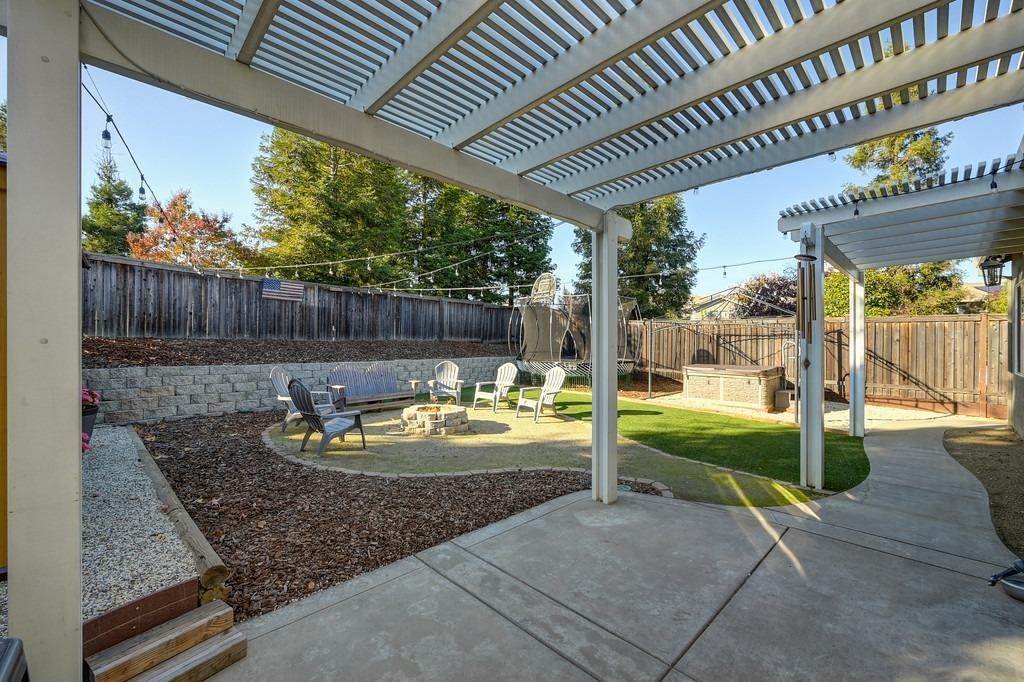 28. Single Family Homes for Active at 6210 Canvasback Court Rocklin, California 95765 United States