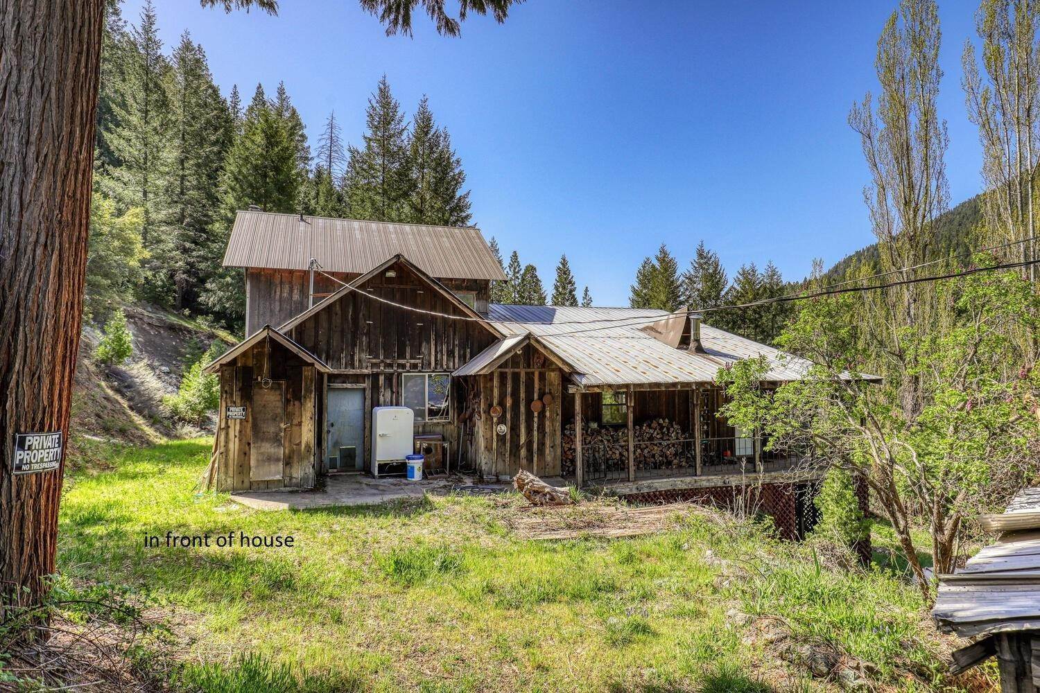2. Single Family Homes for Active at 420 Goodyears Creek Road Downieville, California 95936 United States