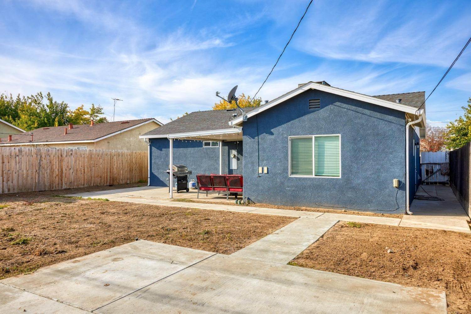 24. Single Family Homes for Active at 446 Chestnut Avenue Manteca, California 95336 United States