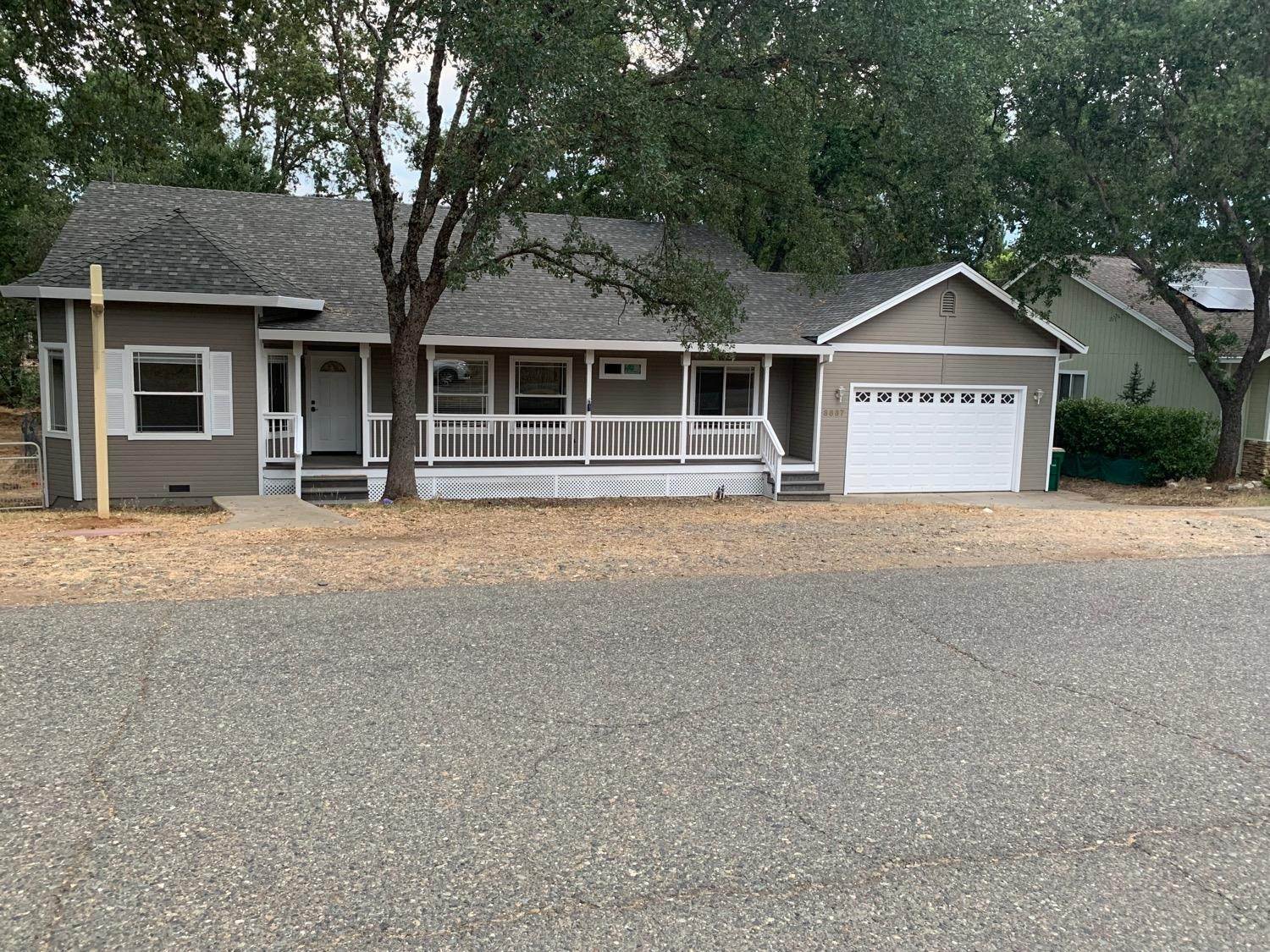 Single Family Homes for Active at 3837 Sheridan Road Cameron Park, California 95682 United States