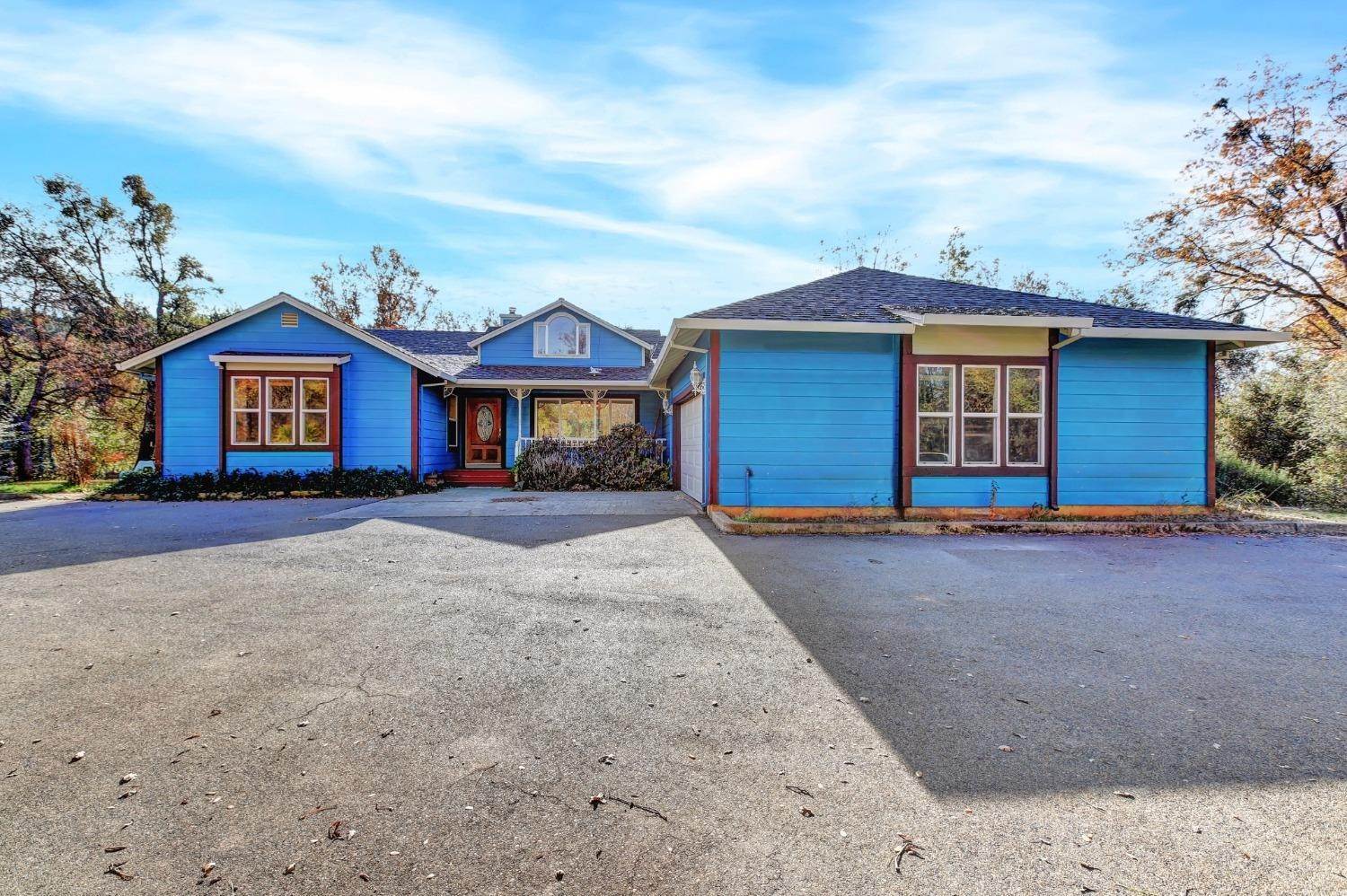 Single Family Homes 为 销售 在 10172 Frenchtown-Dobbins Road Dobbins, 加利福尼亚州 95935 美国