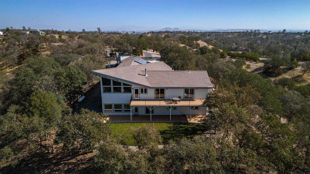 Single Family Homes 为 销售 在 21455 Penneleme Road Red Bluff, 加利福尼亚州 96080 美国