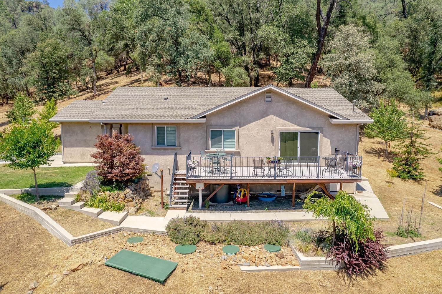 43. Single Family Homes for Active at 18043 Gamble Lane Grass Valley, California 95949 United States