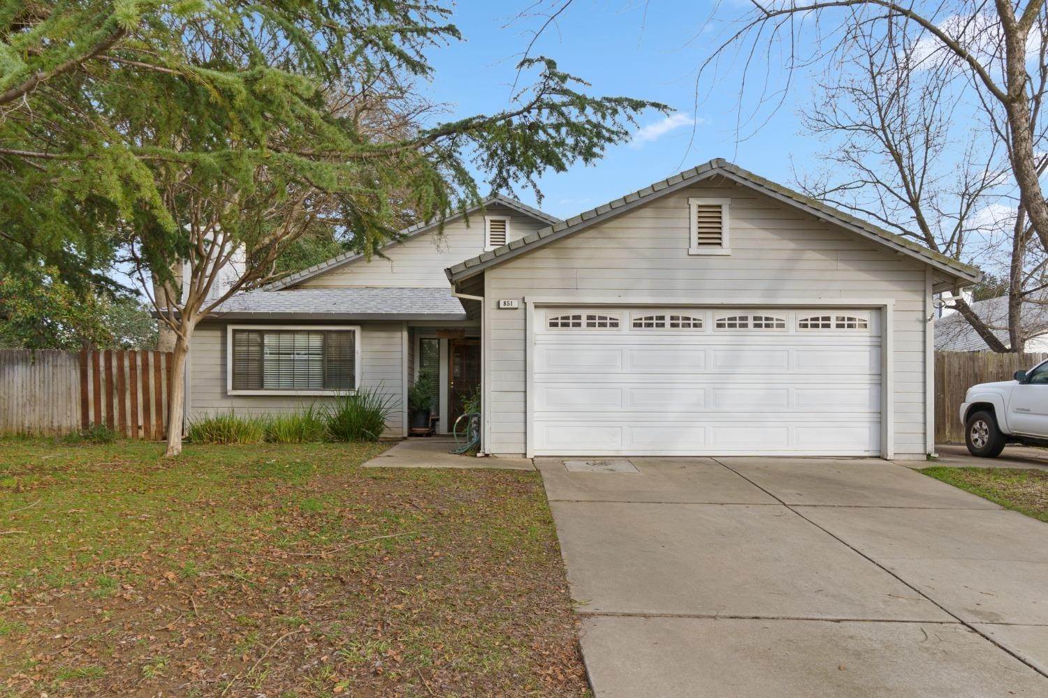 1. Single Family Homes for Active at 851 Stetson Way Galt, California 95632 United States