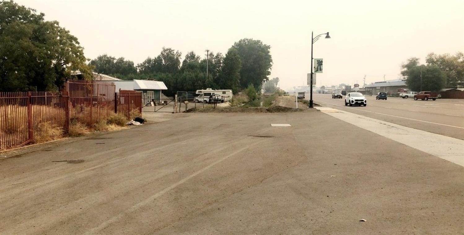 2. Land for Active at 8181 W 11th Street Tracy, California 95304 United States