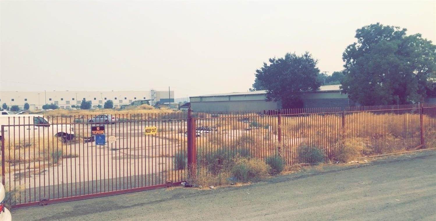 5. Land for Active at 8181 W 11th Street Tracy, California 95304 United States