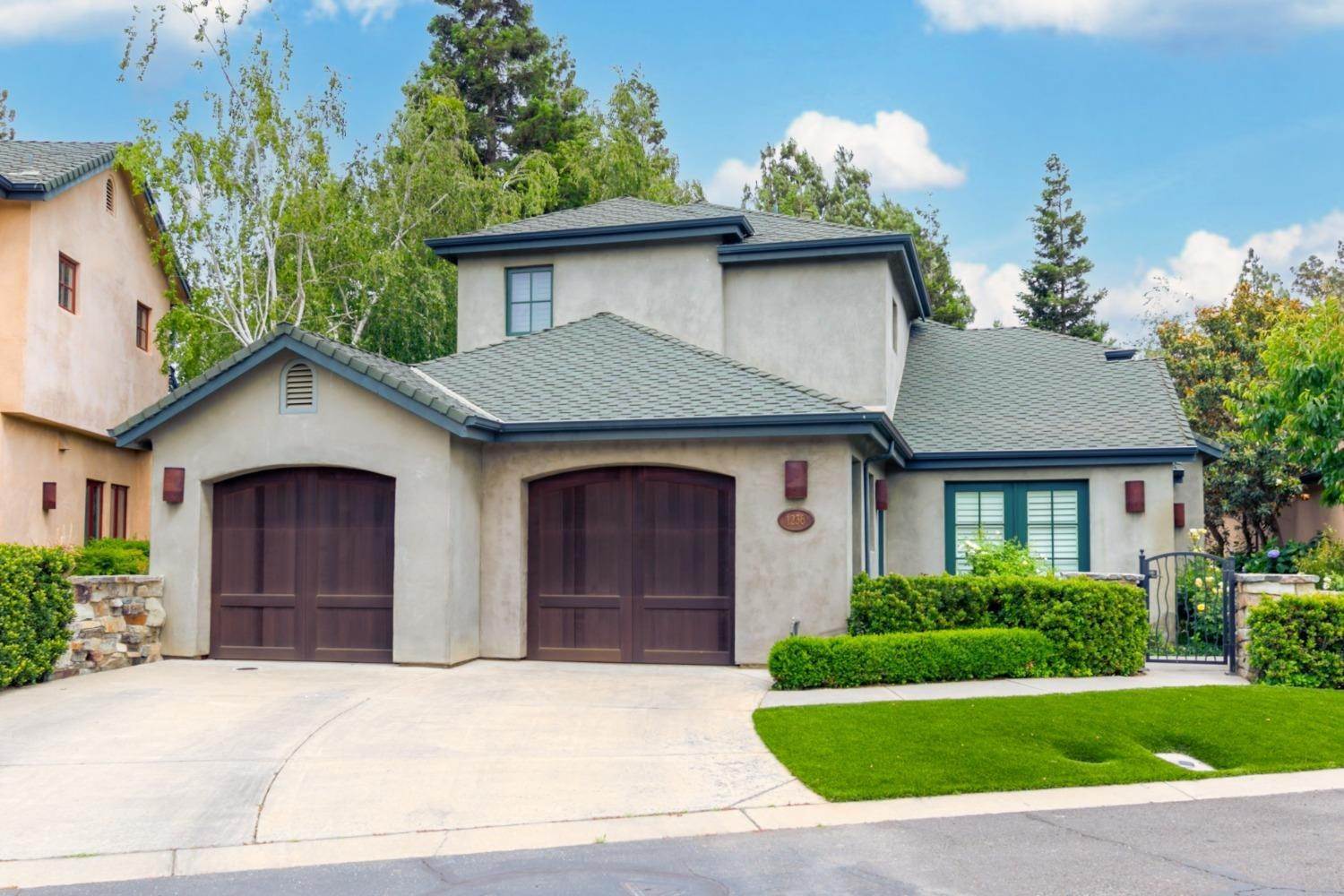 Single Family Homes for Active at 1236 Winerose Court Lodi, California 95242 United States