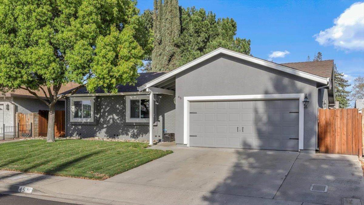 3. Single Family Homes for Active at 45 Black Pine Way Oakdale, California 95361 United States