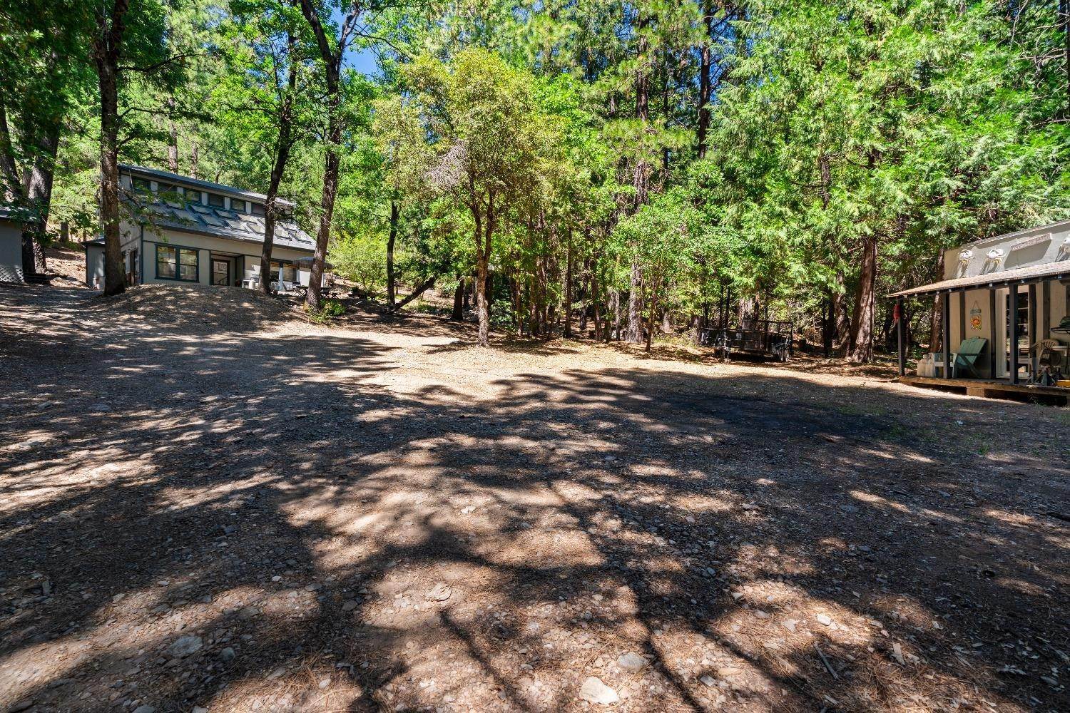 21. Single Family Homes for Active at 12550 Zeibright Road Nevada City, California 95959 United States