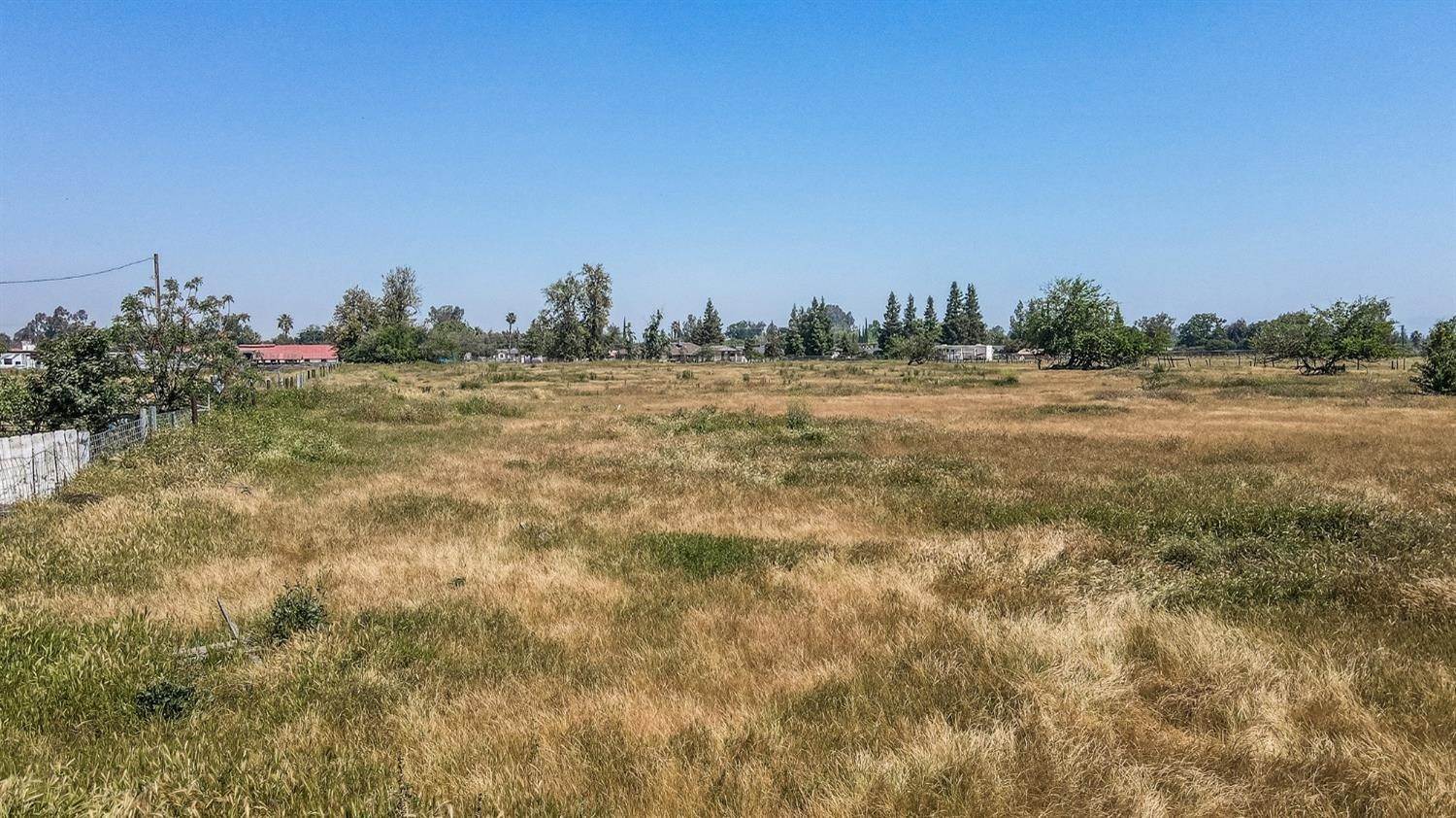 7. Land for Active at 3669 W Dudley Avenue Fresno, California 93722 United States