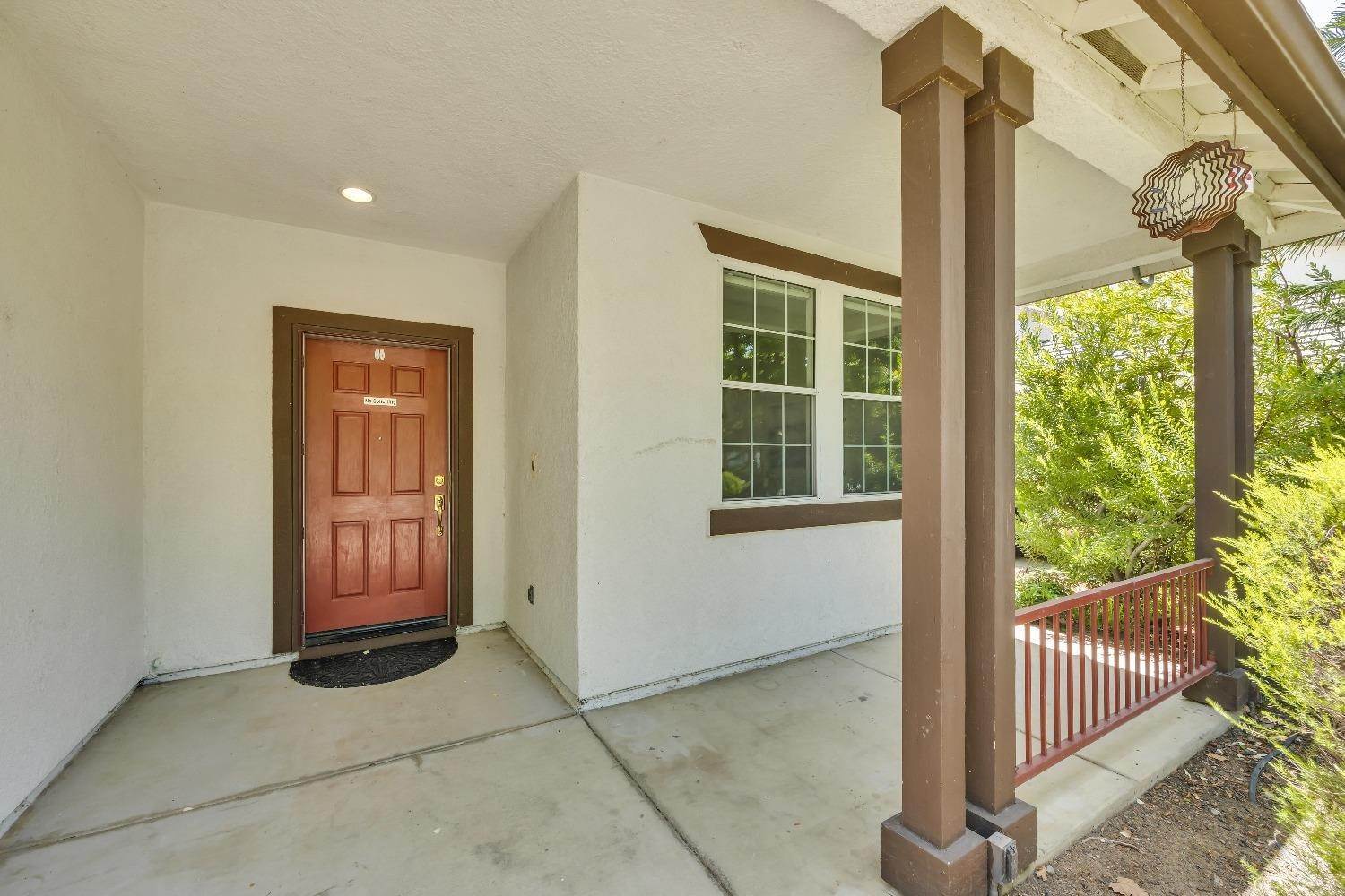 7. Single Family Homes for Active at 9321 La Tonis Way Elk Grove, California 95758 United States