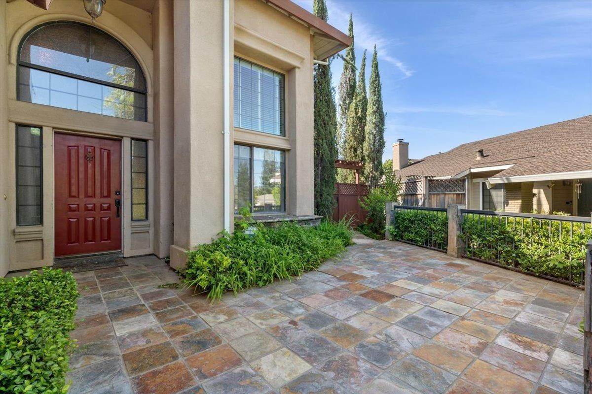 5. Single Family Homes for Active at 505 Gettysburg Court Roseville, California 95661 United States