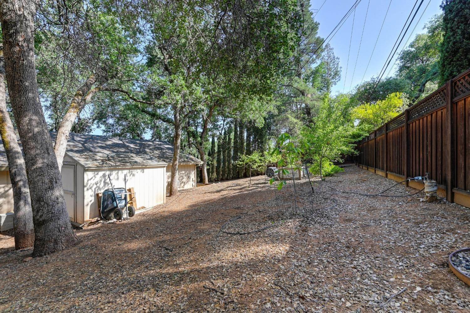 31. Single Family Homes for Active at 3686 Cambridge Road Cameron Park, California 95682 United States