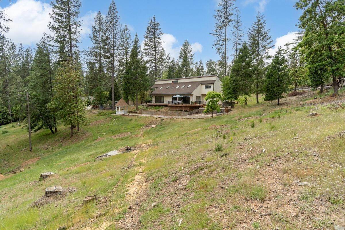30. Single Family Homes for Active at 6576 Log Cabin Lane Placerville, California 95667 United States