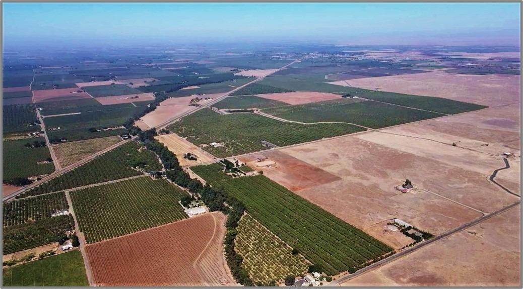 Agricultural Land 为 销售 在 2485 S Cunningham Road Le Grand, 加利福尼亚州 95333 美国