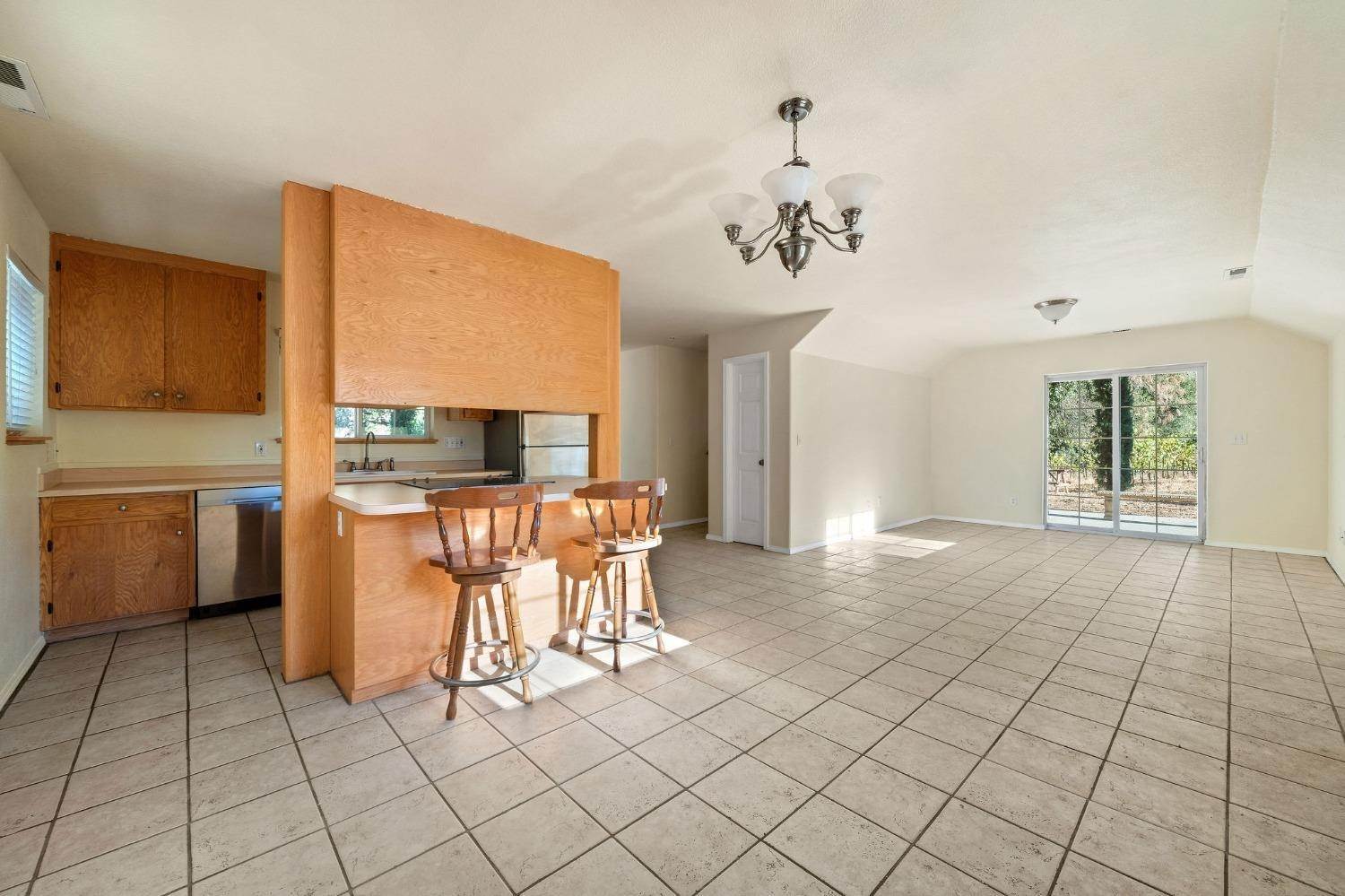 19. Single Family Homes for Active at 13885 Wilma Court Fiddletown, California 95629 United States