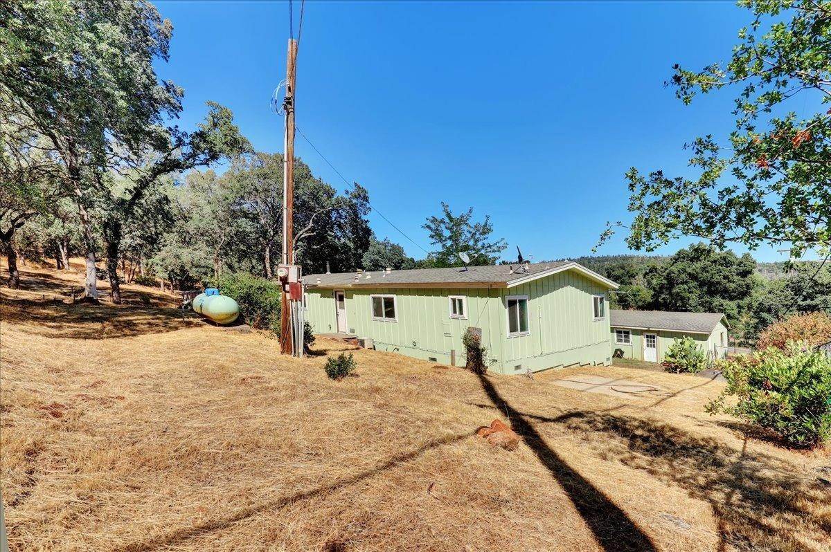 49. Single Family Homes for Active at 10648 Valley Drive Rough And Ready, California 95975 United States