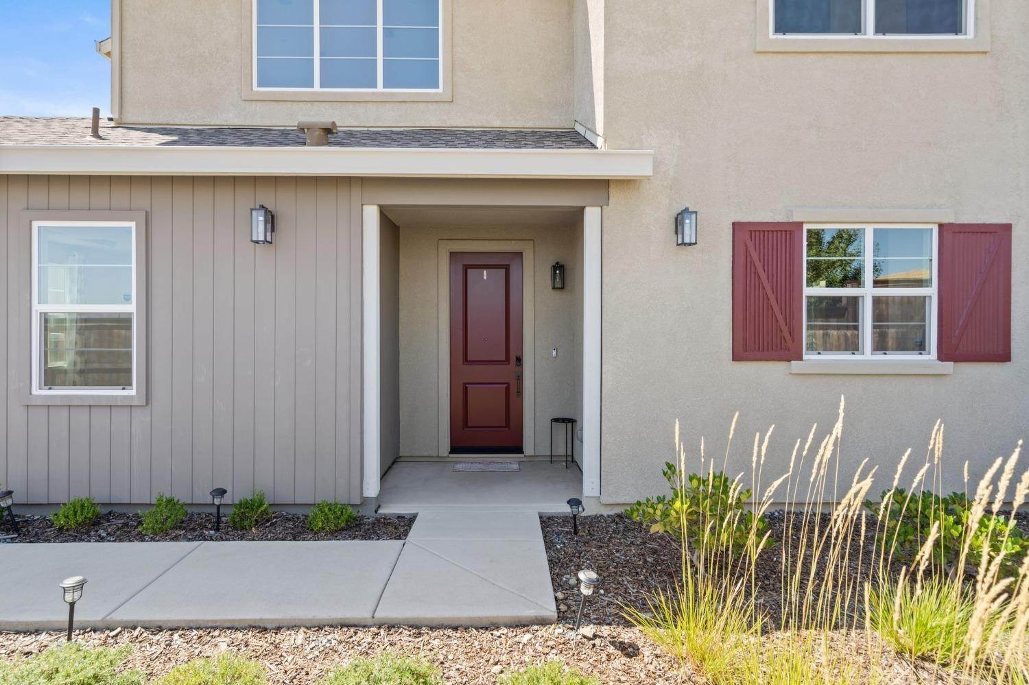 3. Single Family Homes for Active at 3248 Sunny Gate Lane Folsom, California 95630 United States
