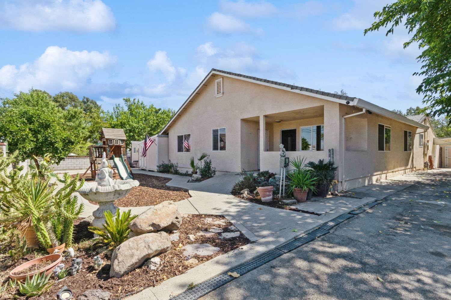 Single Family Homes for Active at 2048 E Street Rio Linda, California 95673 United States