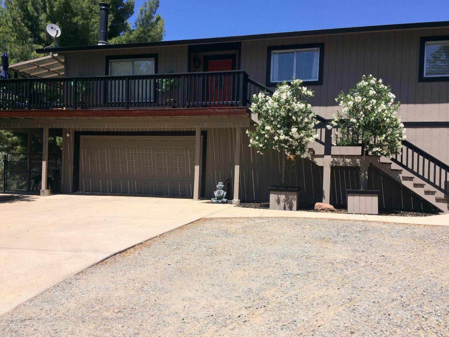 Single Family Homes por un Venta en 4577 Madreselva Street La Grange, California 95329 Estados Unidos