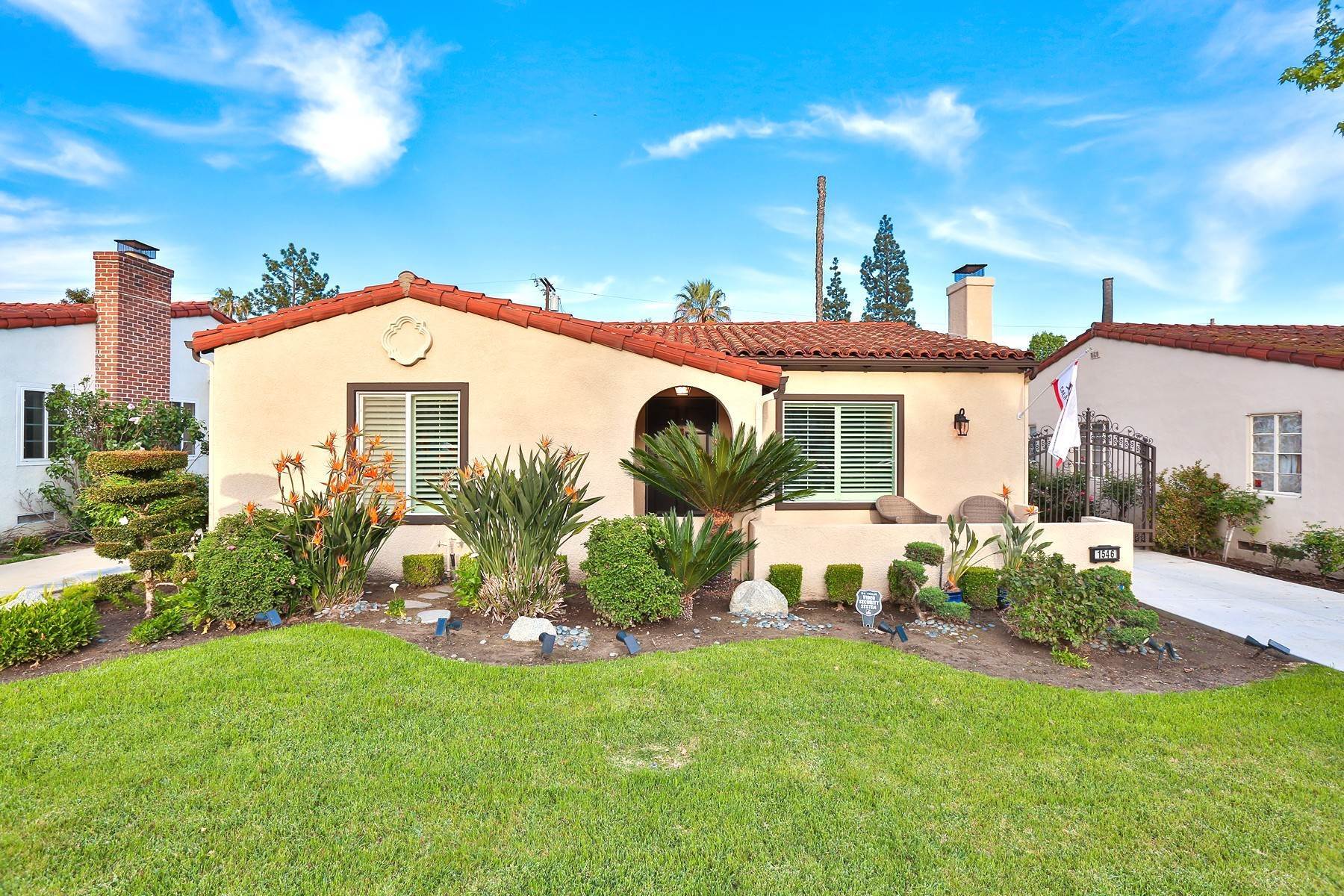 Single Family Homes 为 销售 在 1546 Ganesha Place, Pomona, CA 91768 1546 Ganesha Place 波莫纳, 加利福尼亚州 91768 美国